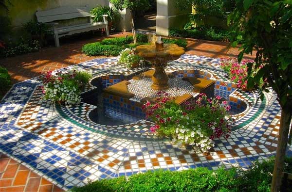 gạch mosaic ốp lát sân vườn